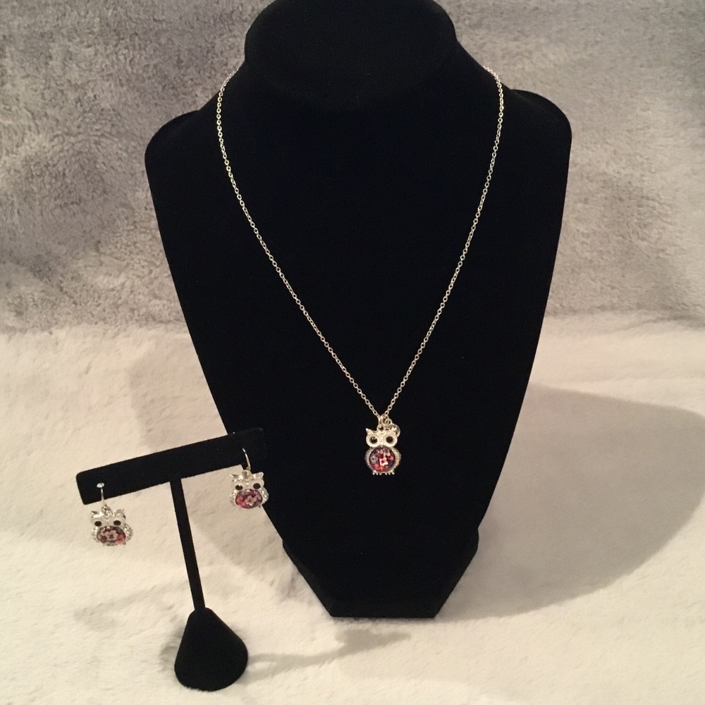 Claire’s Owl Necklace and Earrings